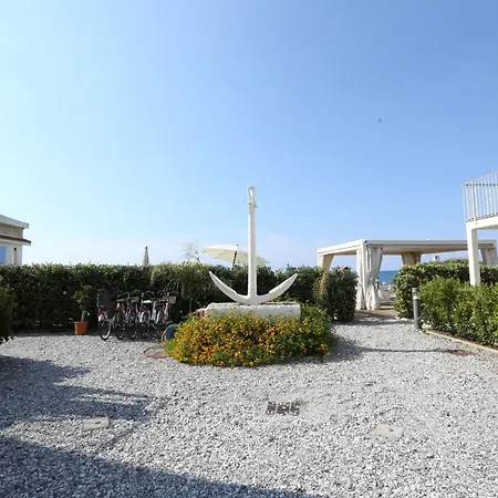 아파트 Charmante Mit Grosser Terrasse *